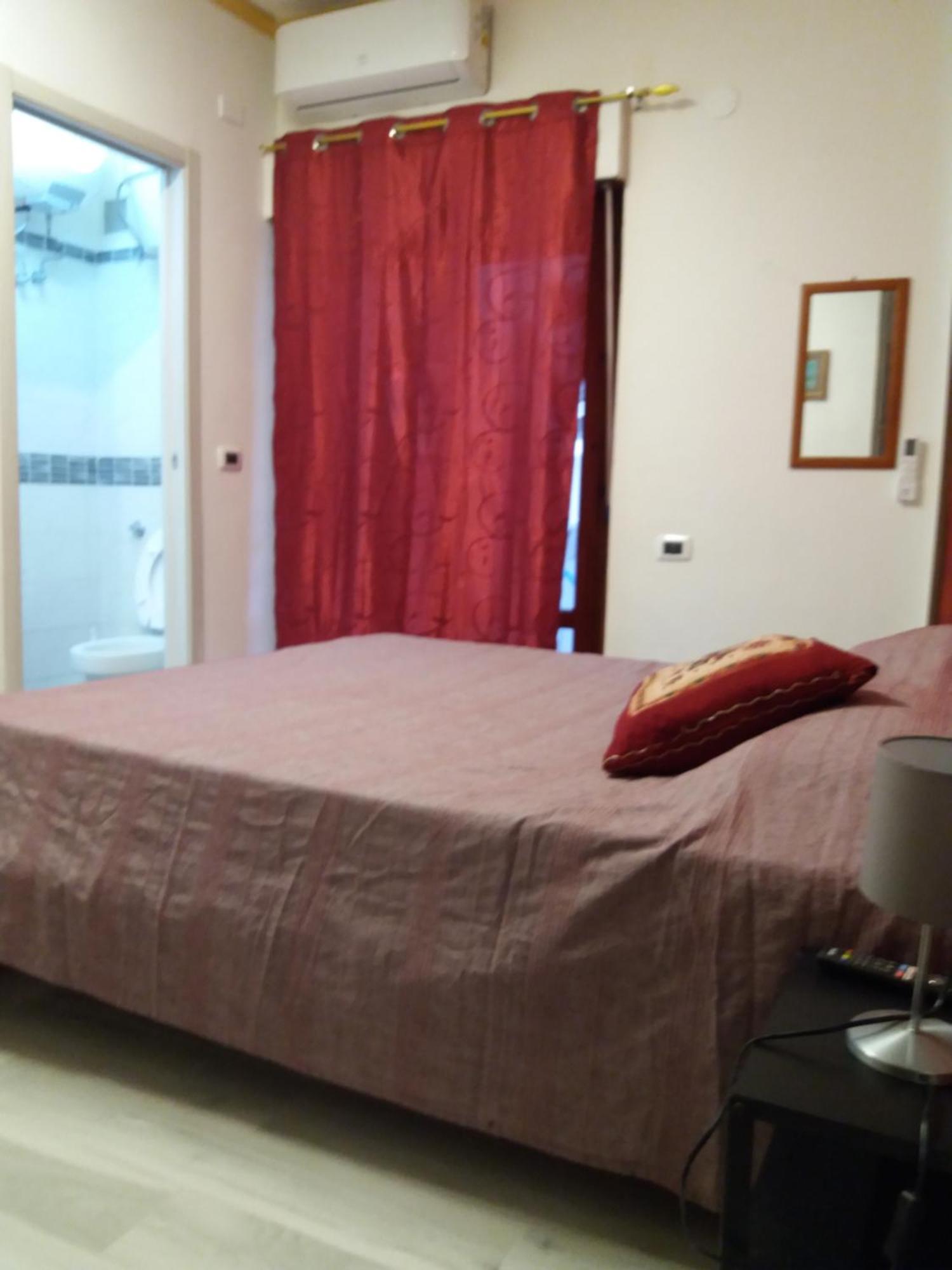 levante rooms Scalea Buitenkant foto
