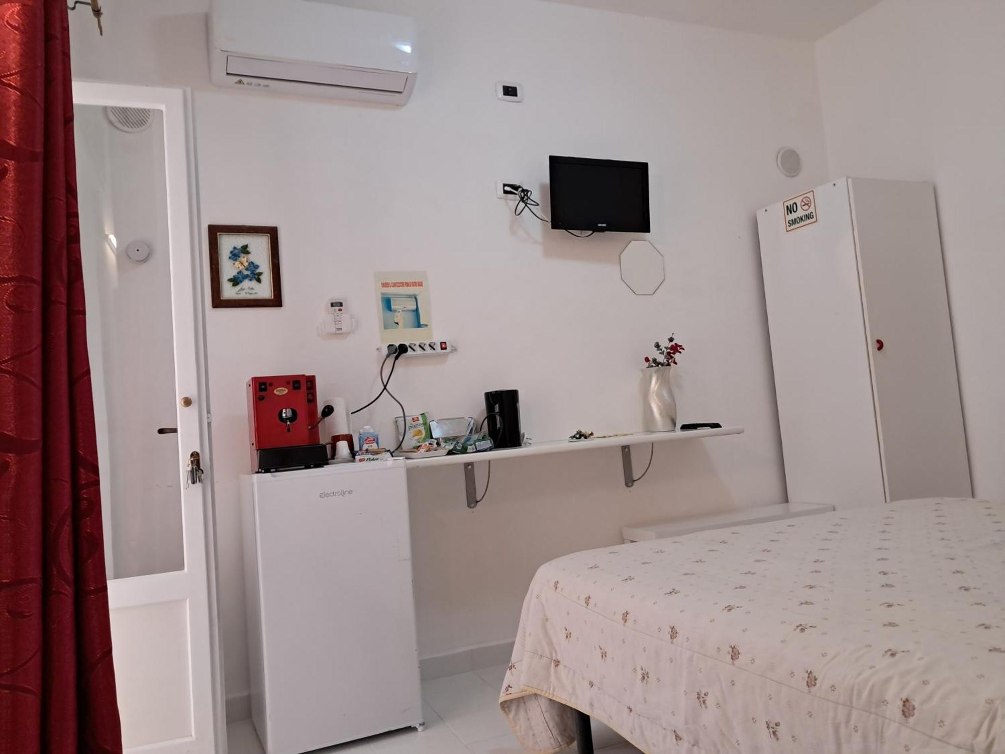 levante rooms Scalea Buitenkant foto
